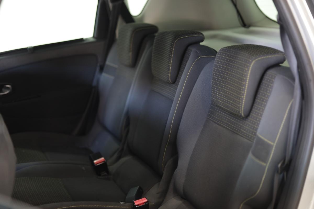 renault-scenic-2009-diesel-1461cc