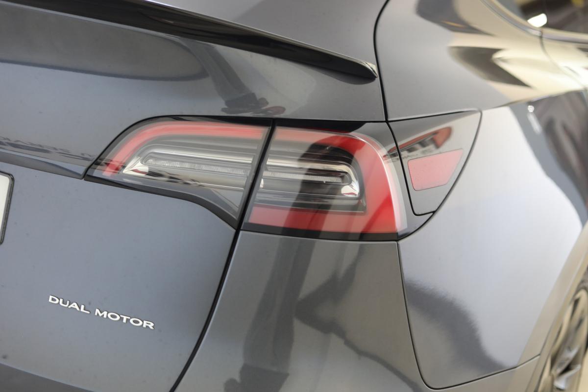 tesla-model-y-2022-eletrico-500cc