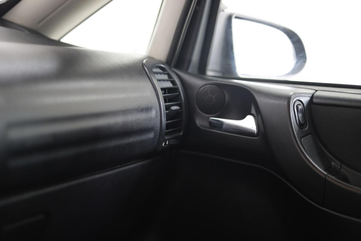 opel-zafira-2004-diesel-1995cc