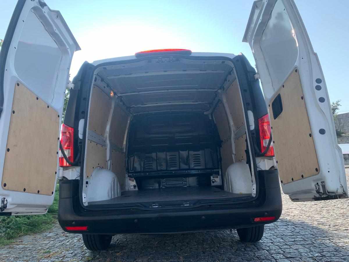 mercedes-benz-vito-110-cdi-1-7-2021-diesel-1749cc