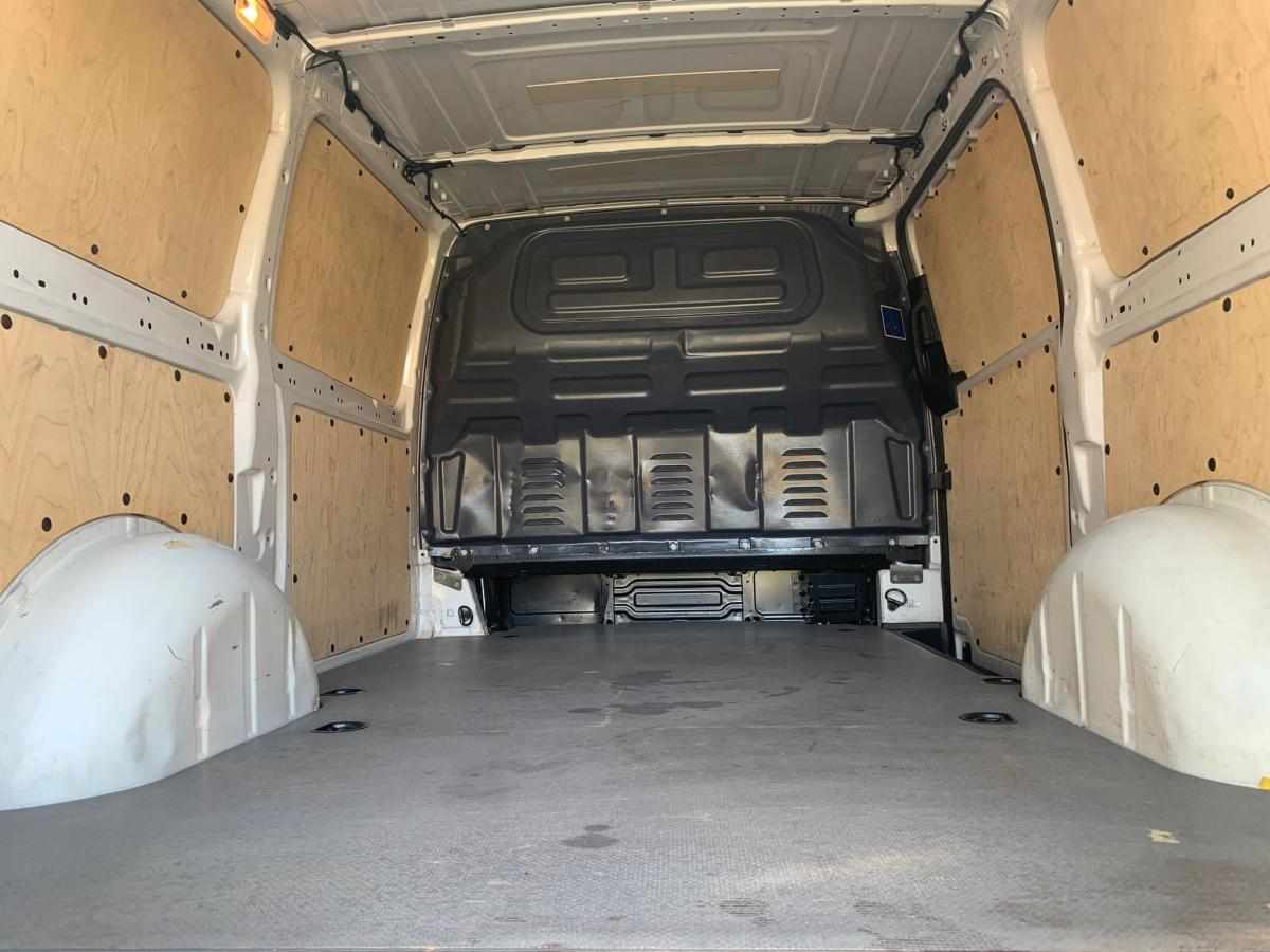 mercedes-benz-vito-110-cdi-1-7-2021-diesel-1749cc