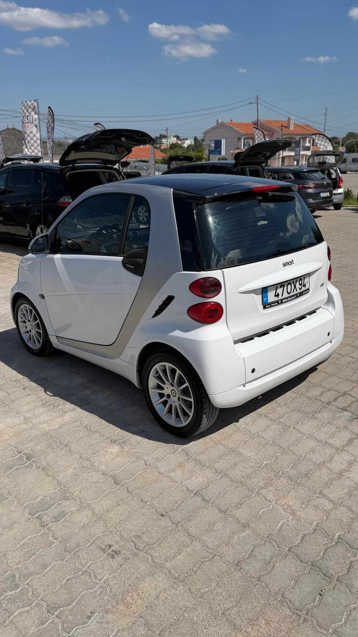 smart-fortwo-2011-diesel-799cc
