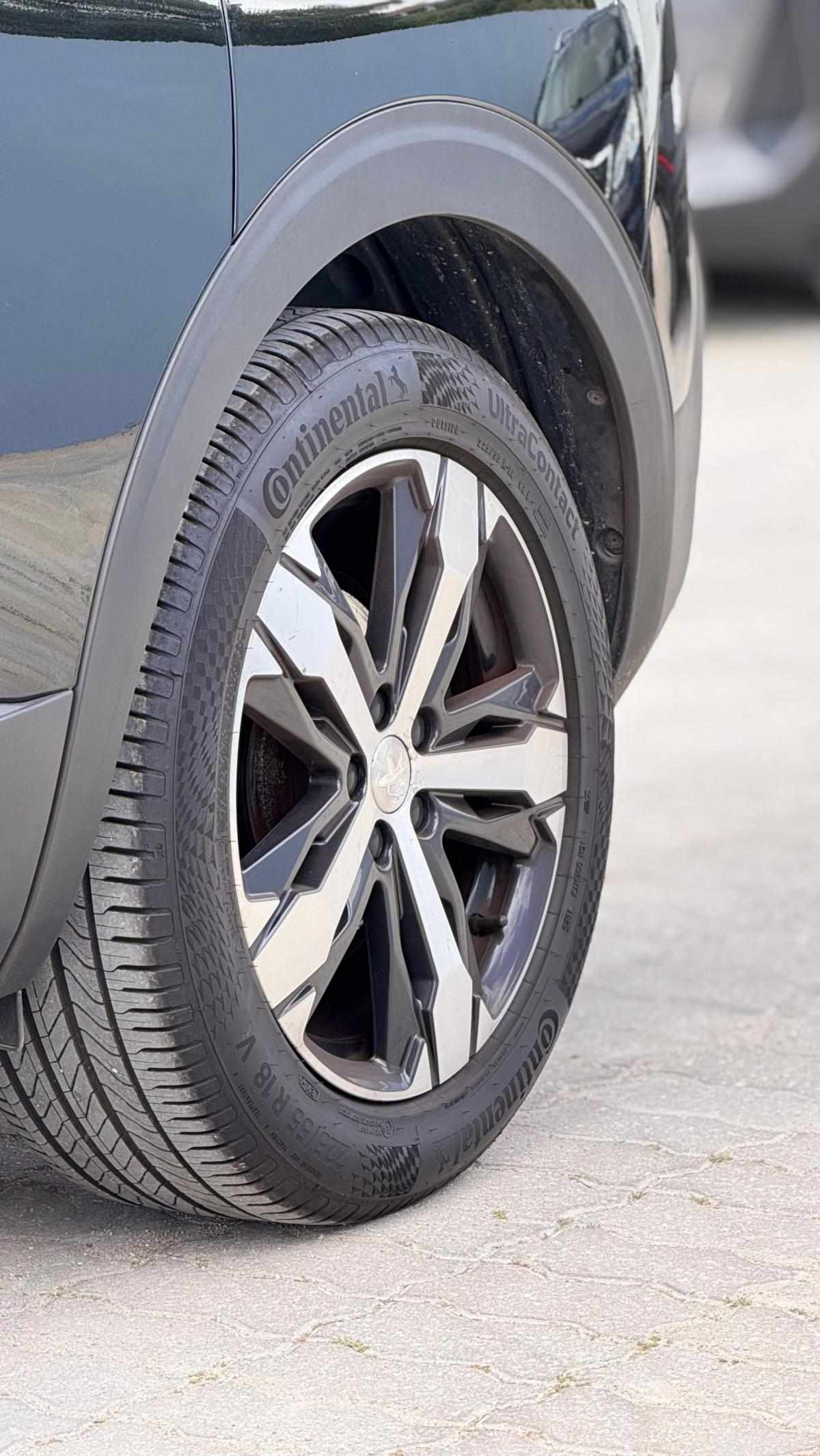 peugeot-5008-2018-diesel-1499cc