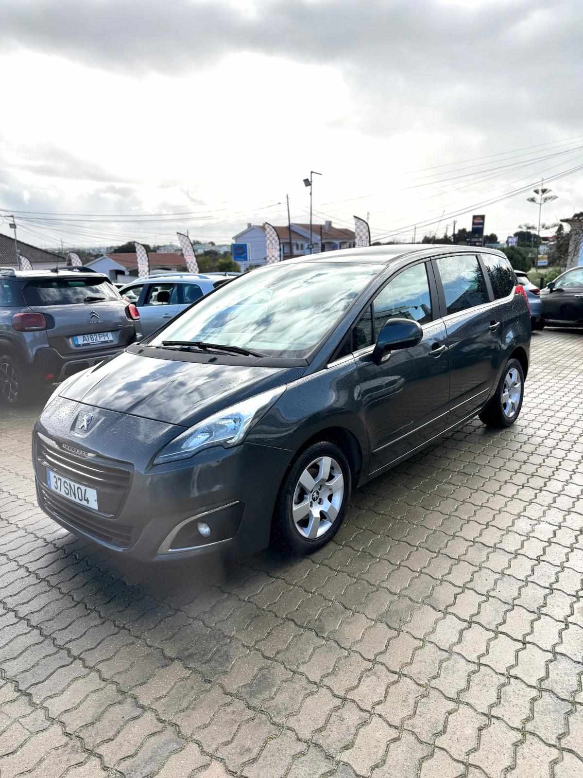 peugeot-5008-2014-diesel-1560cc