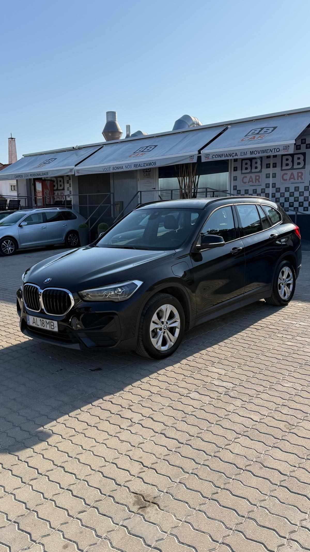 bmw-x1-2021-hibrido-a-gasolina-1499cc
