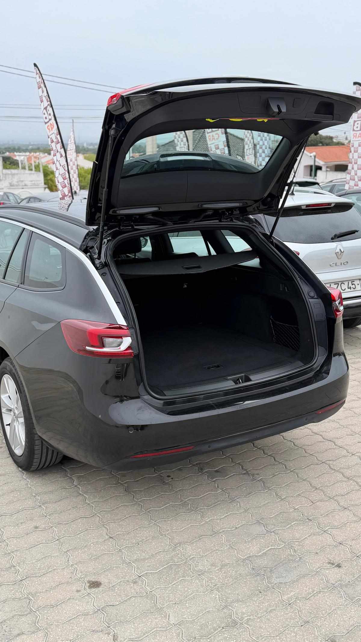opel-insignia-sports-tourer-2021-diesel-1496cc