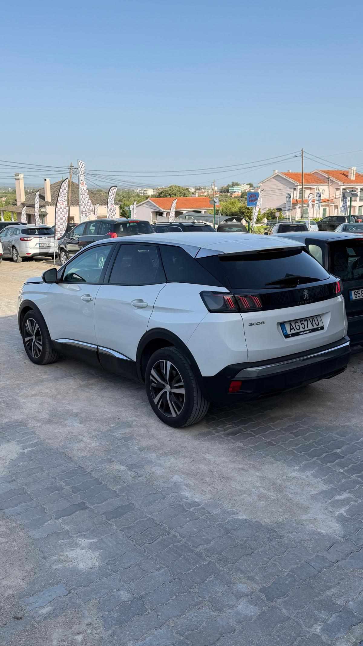 peugeot-3008-2021-diesel-1499cc