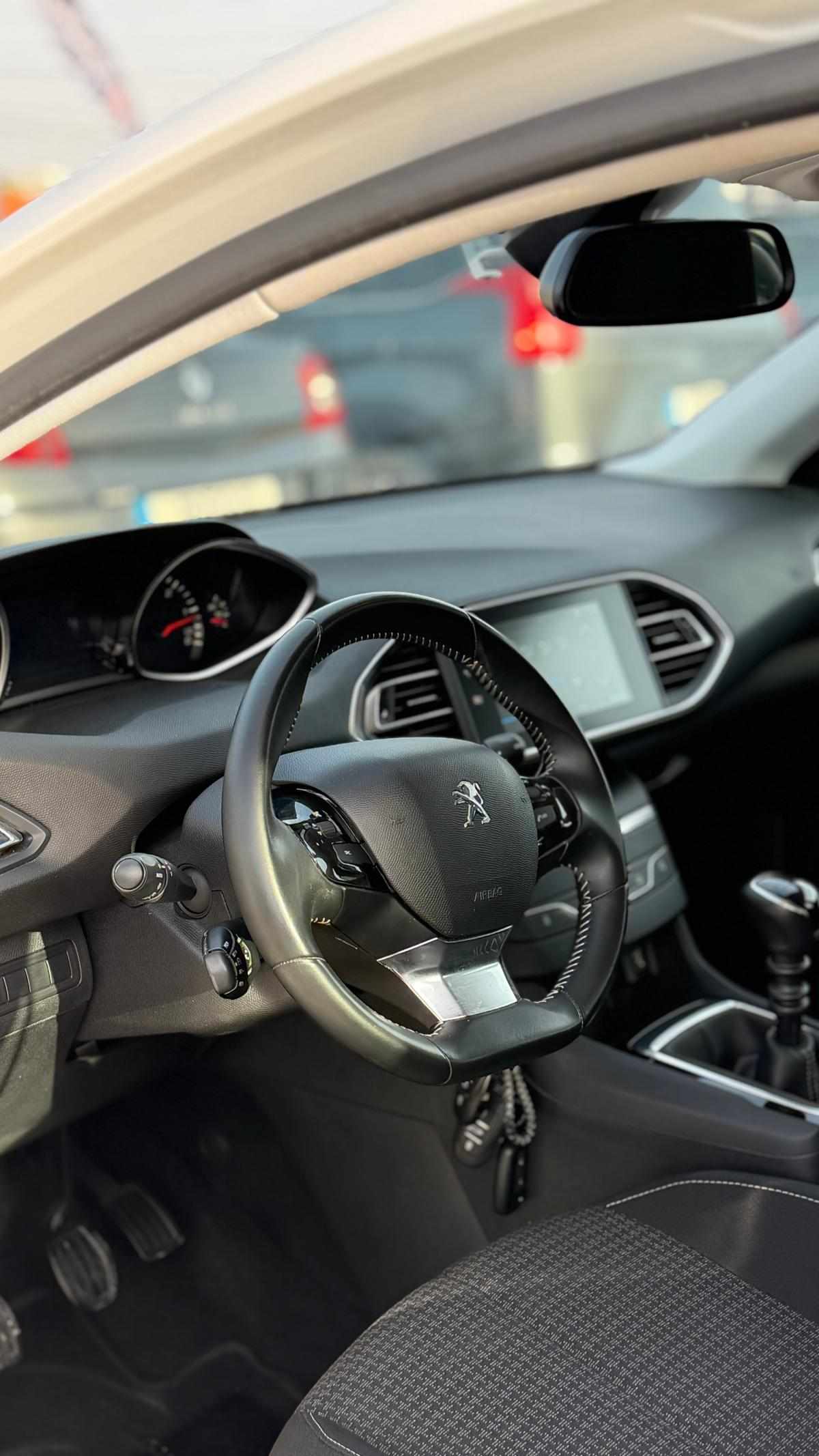peugeot-308-2019-diesel-1499cc