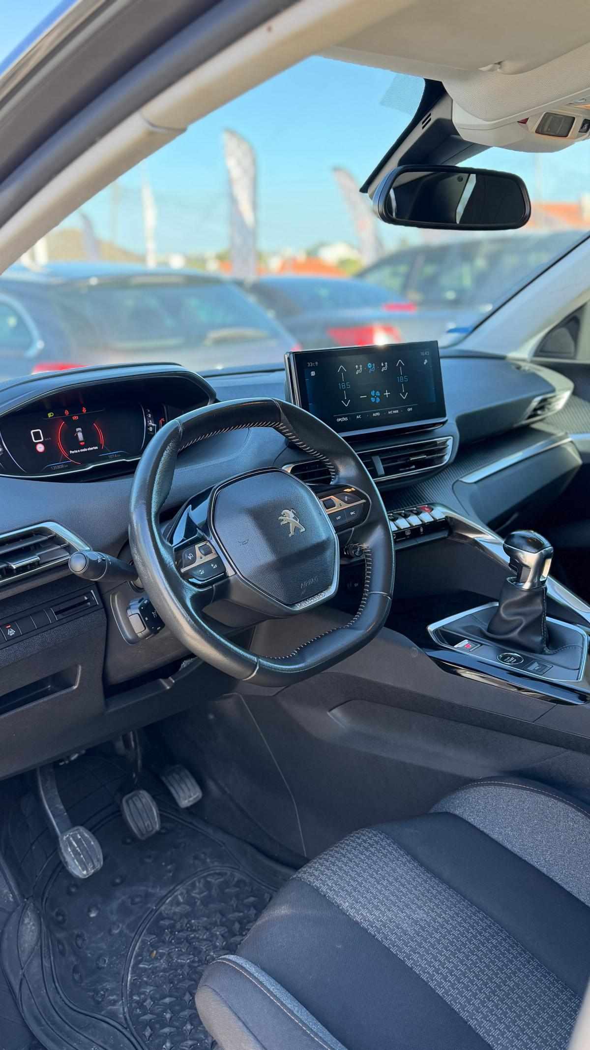 peugeot-3008-2022-diesel-1499cc