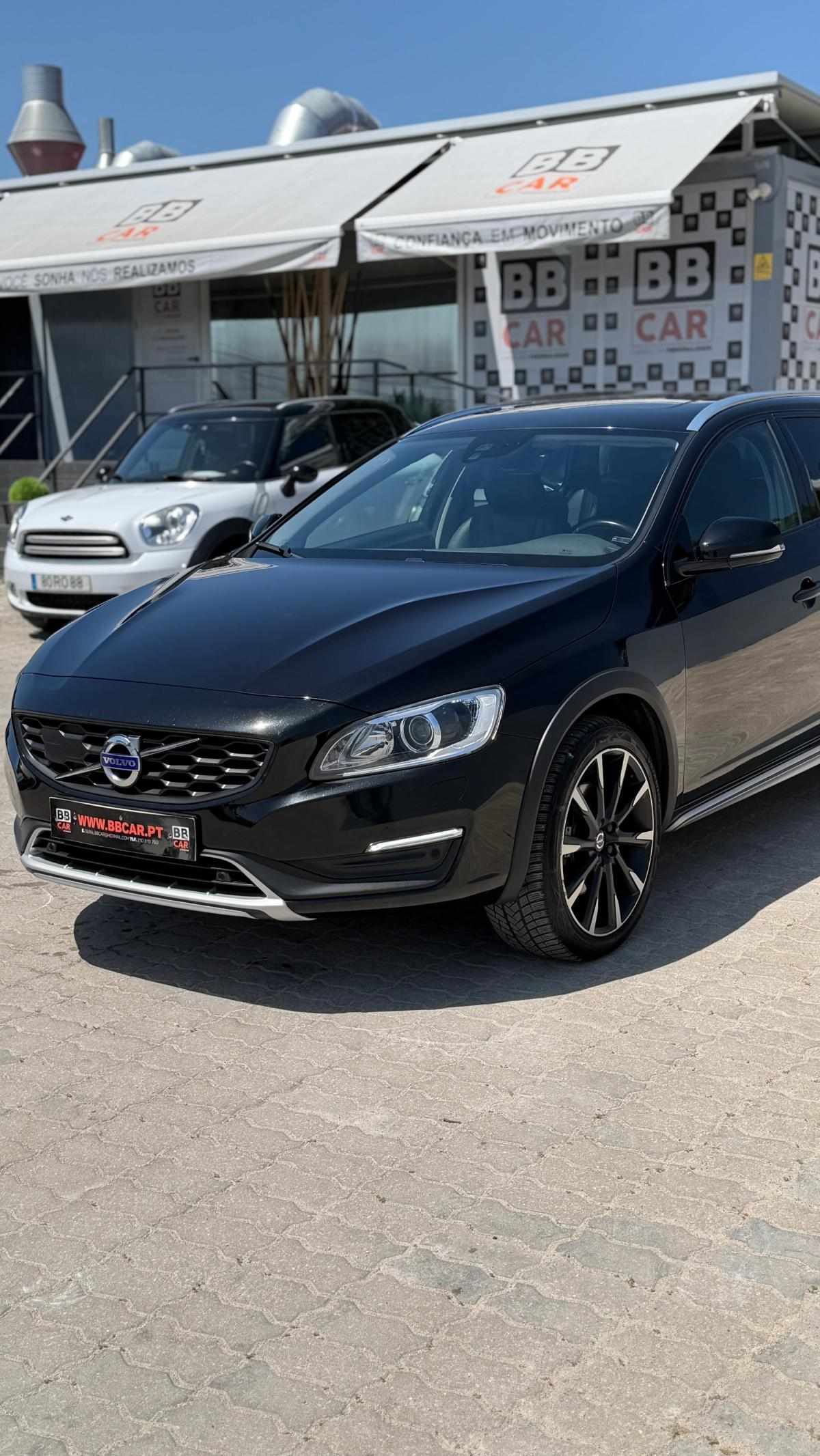 volvo-v60-cross-country-2019-diesel-1969cc
