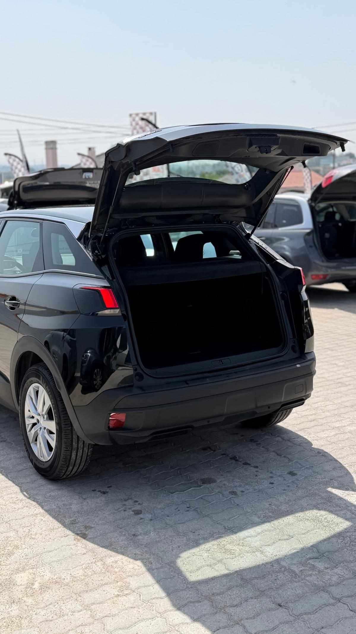 peugeot-3008-2023-diesel-1499cc