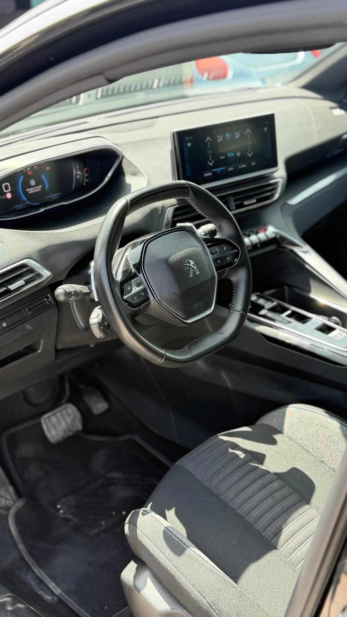 peugeot-3008-2023-diesel-1499cc