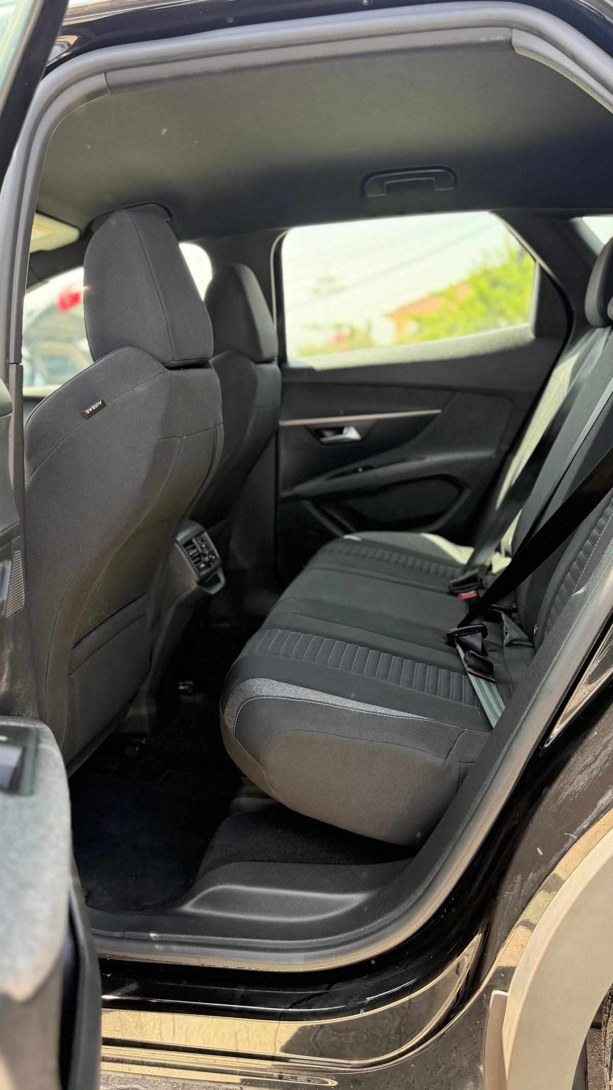 peugeot-3008-2023-diesel-1499cc
