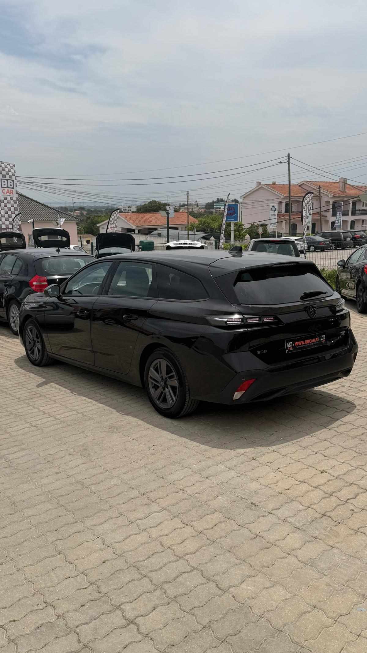 peugeot-308-sw-2022-diesel-1499cc