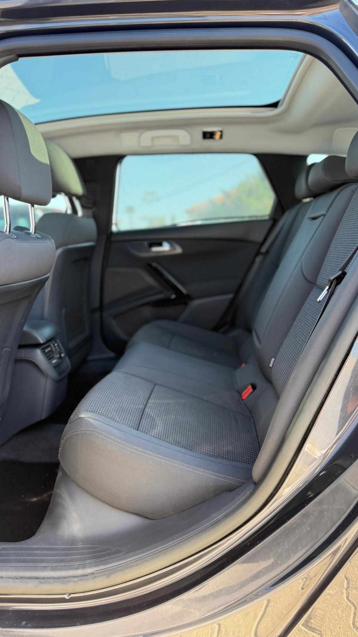 peugeot-508-sw-2015-diesel-1560cc