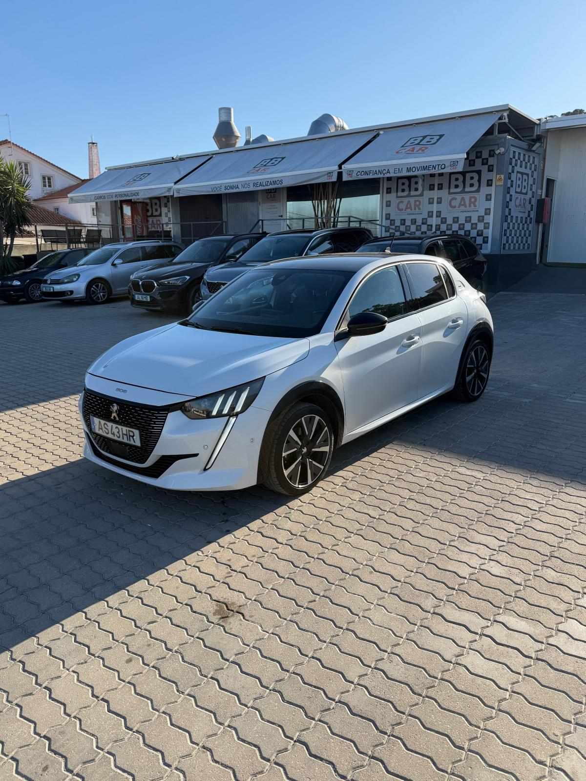 peugeot-208-2022-diesel-1499cc