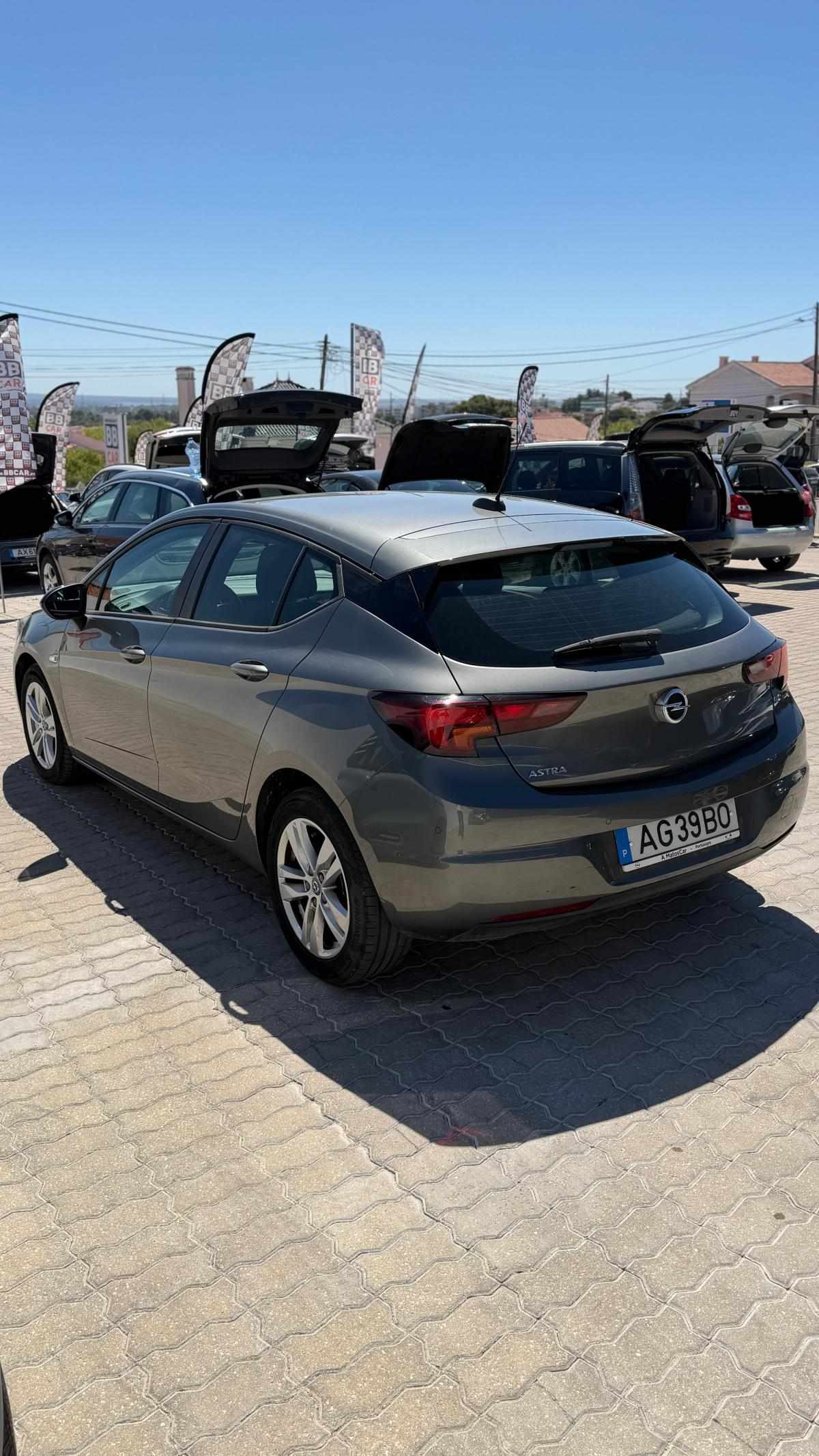 opel-astra-sport-tourer-2021-diesel-1496cc