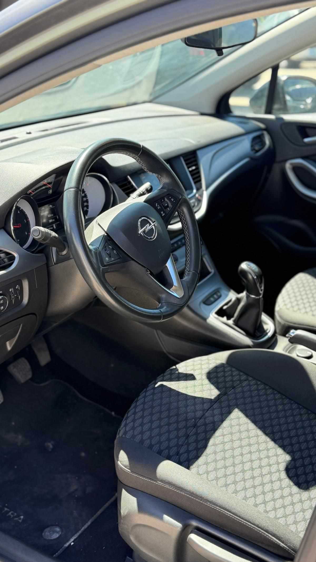 opel-astra-sport-tourer-2021-diesel-1496cc