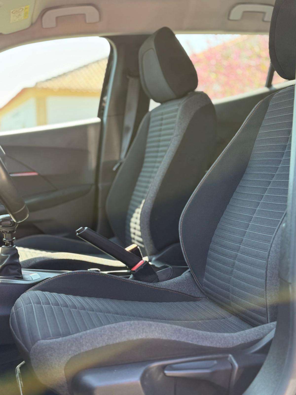 peugeot-2008-2022-diesel-1499cc