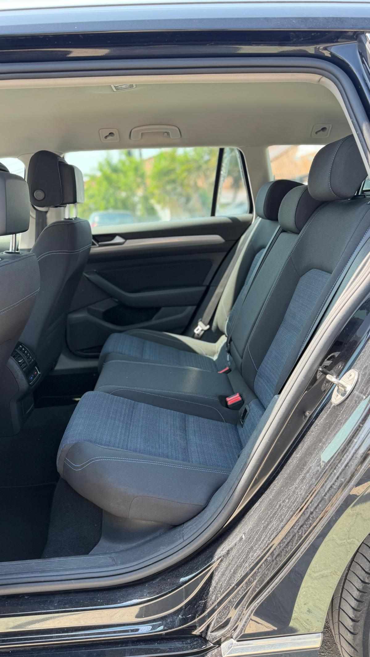 volkswagen-passat-variant-2021-hibrido-a-gasolina-1395cc