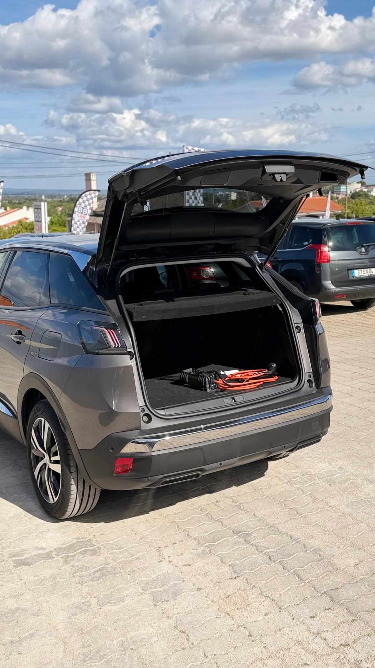 peugeot-3008-2022-hibrido-a-gasolina-1598cc