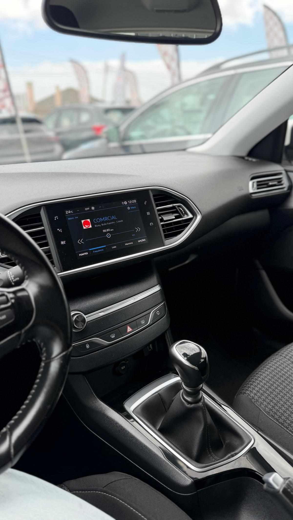 peugeot-308-2020-diesel-1499cc