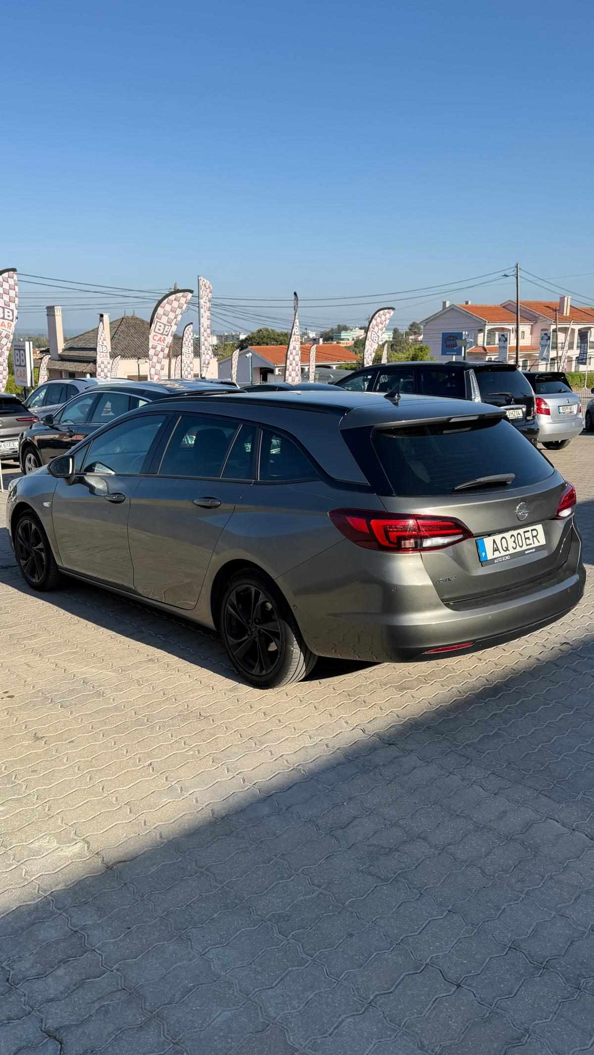 opel-astra-sport-tourer-2022-diesel-1496cc