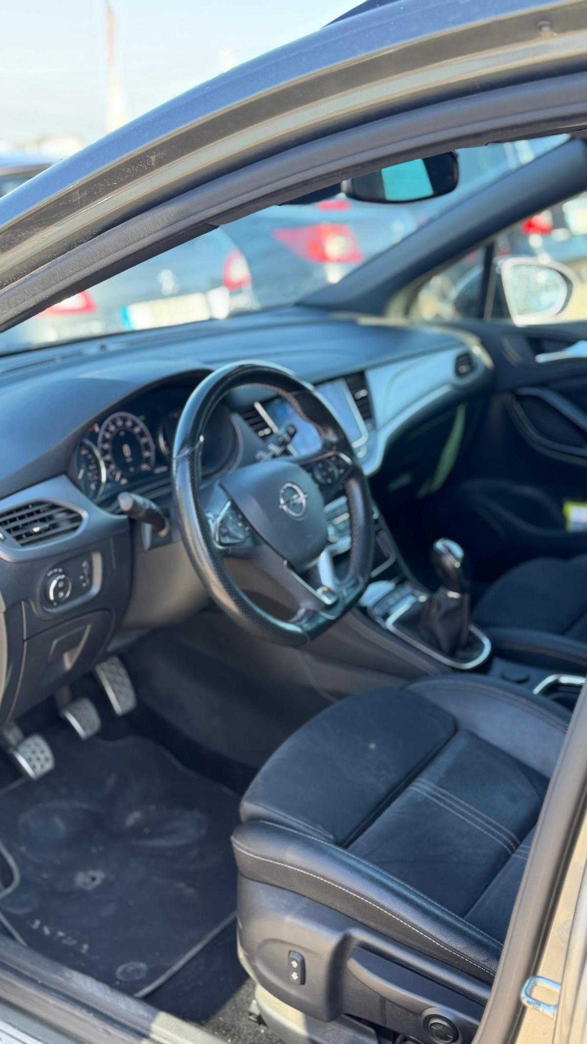 opel-astra-sport-tourer-2022-diesel-1496cc