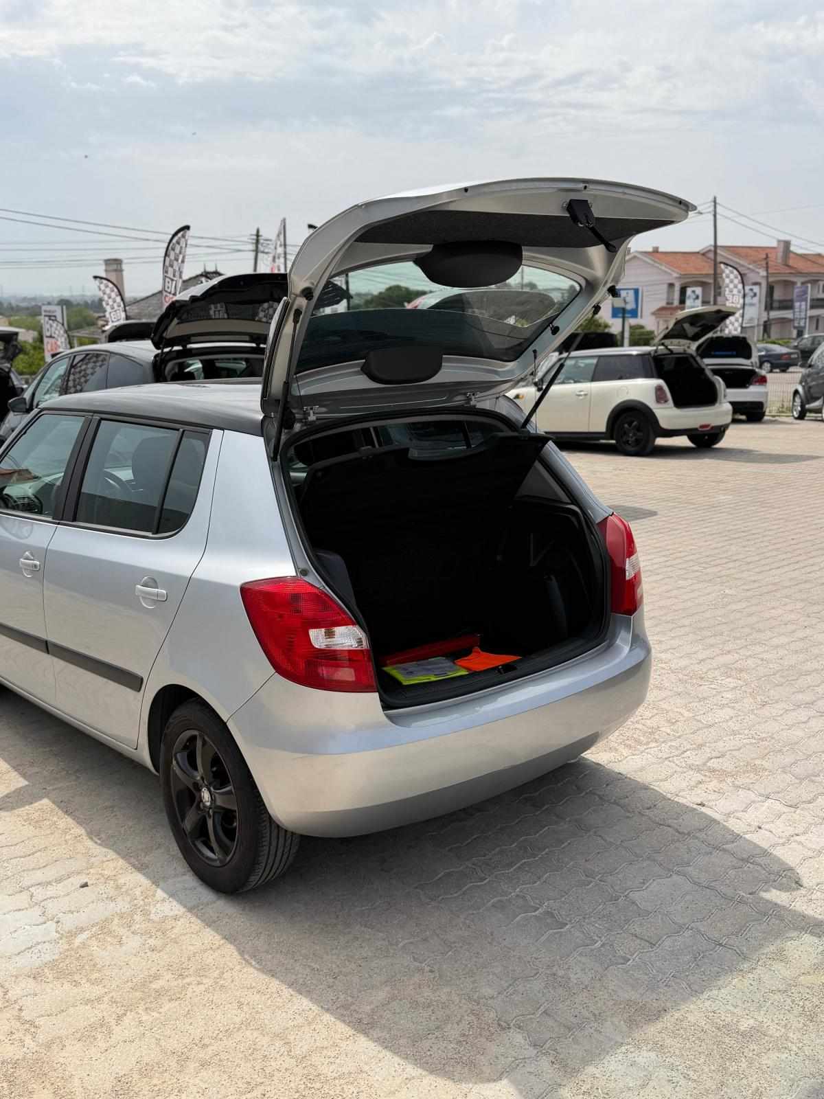 skoda-fabia-2011-diesel-1199cc