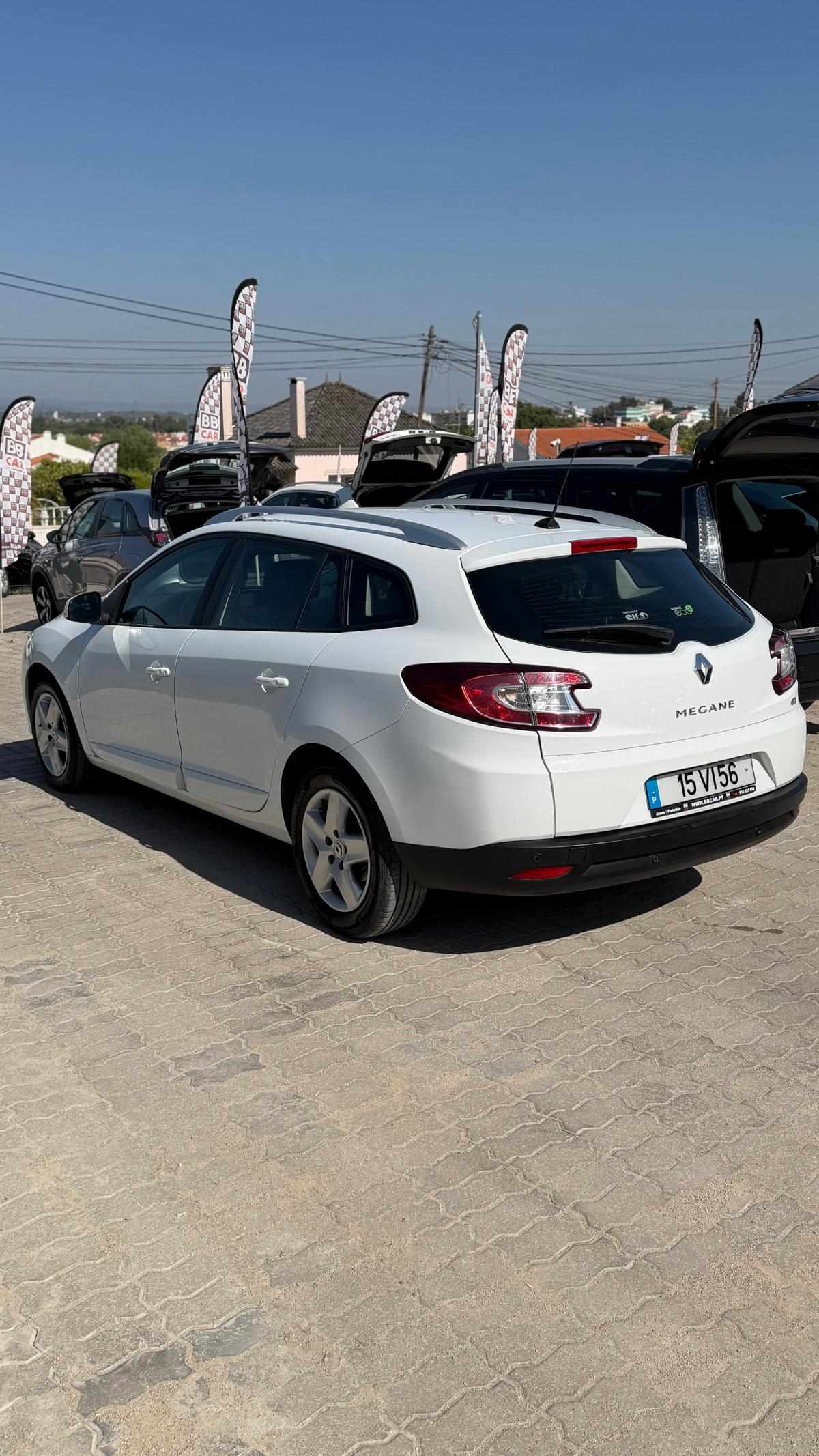 renault-megane-sport-tourer-2014-diesel-1461cc