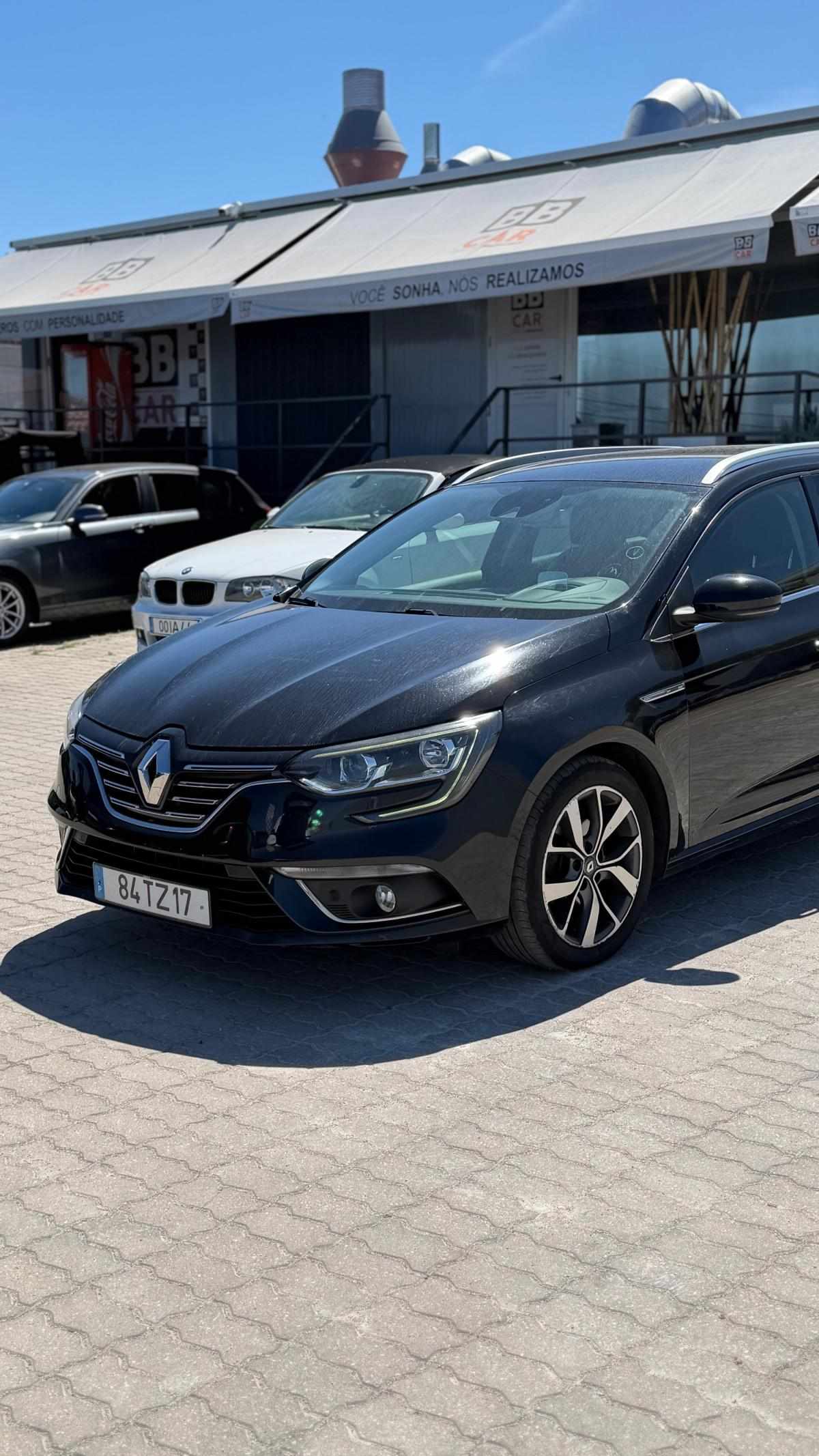 renault-megane-sport-tourer-2017-diesel-1461cc