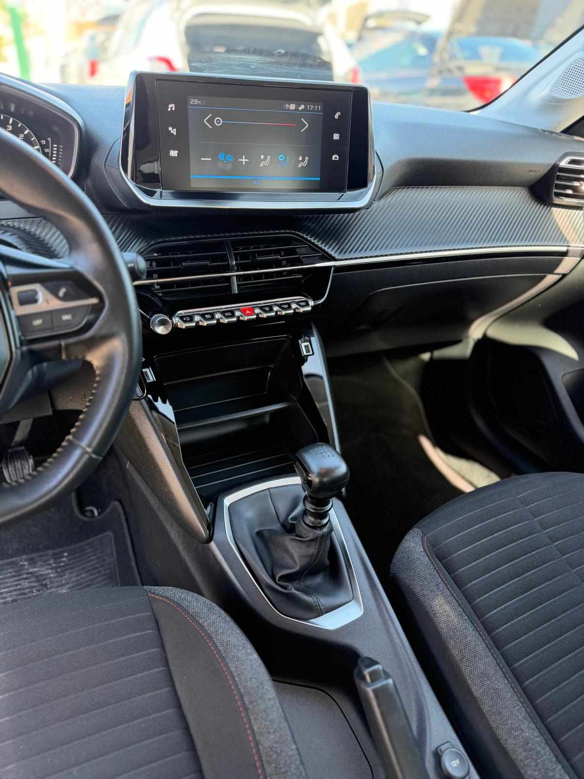 peugeot-208-2021-diesel-1499cc