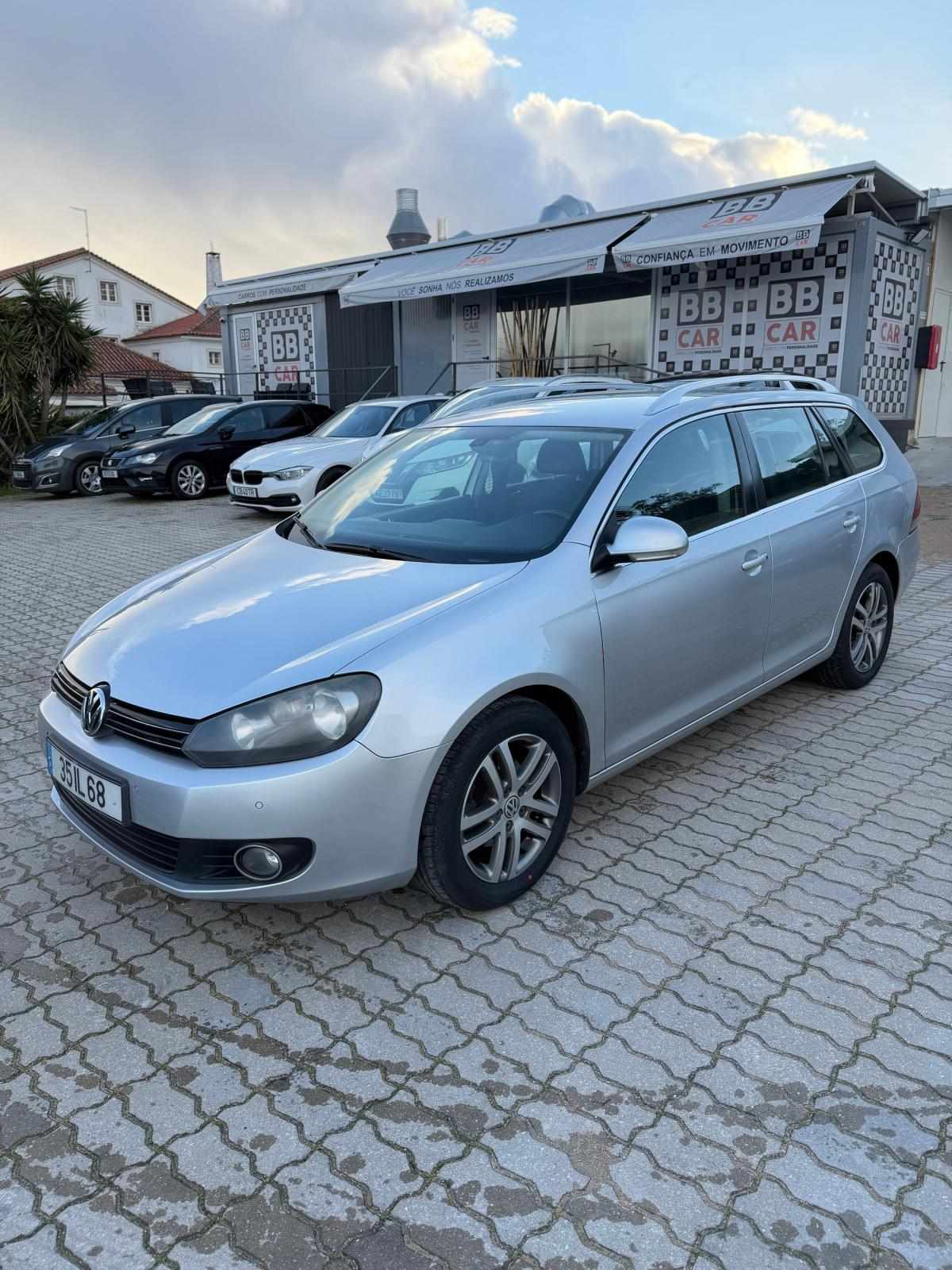 volkswagen-golf-variant-2009-diesel-1598cc