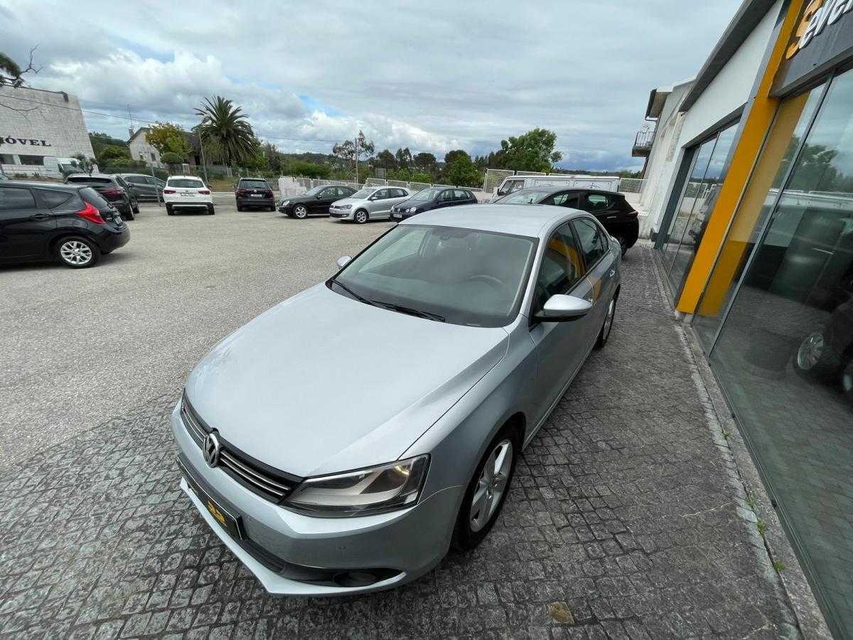 volkswagen-jetta-2013-diesel-1598cc
