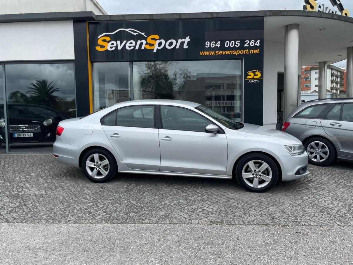 volkswagen-jetta-2013-diesel-1598cc