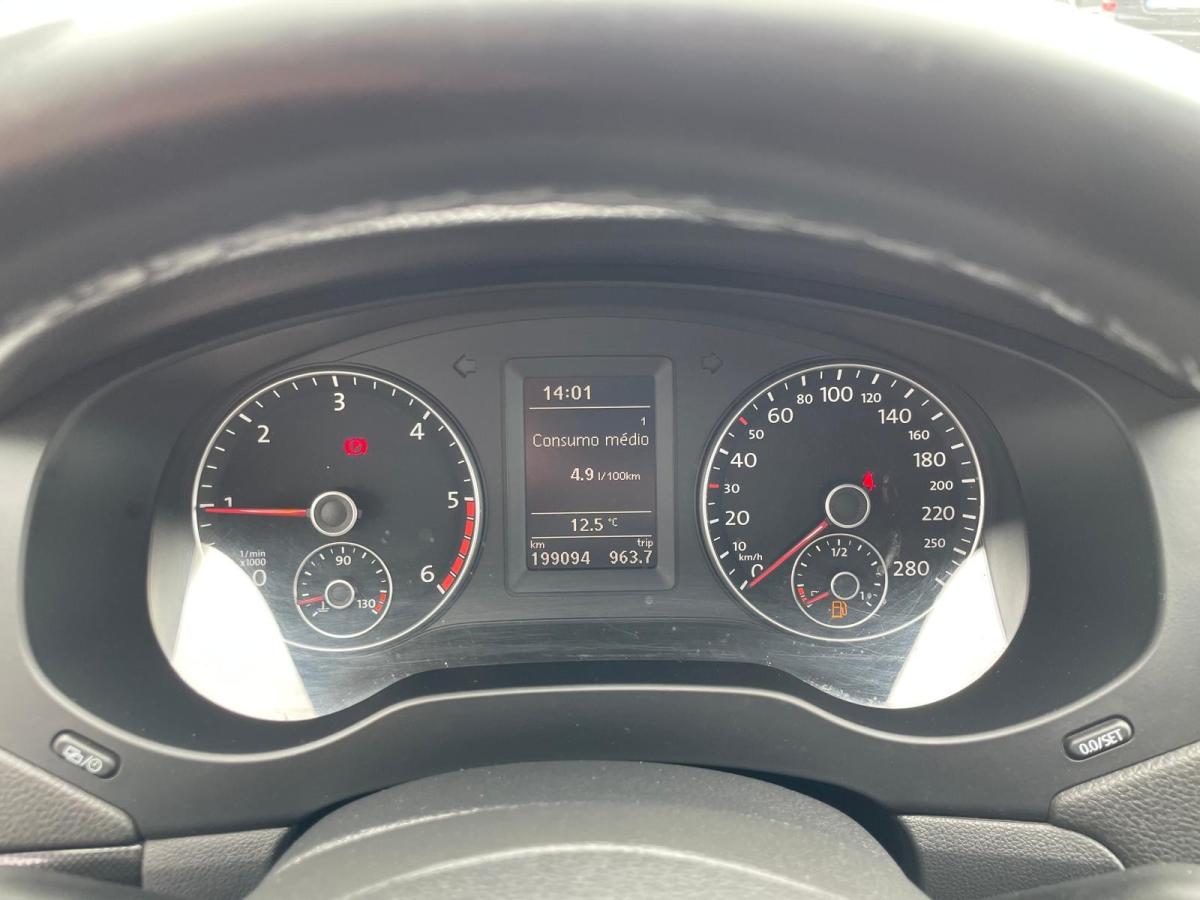 volkswagen-jetta-2013-diesel-1598cc