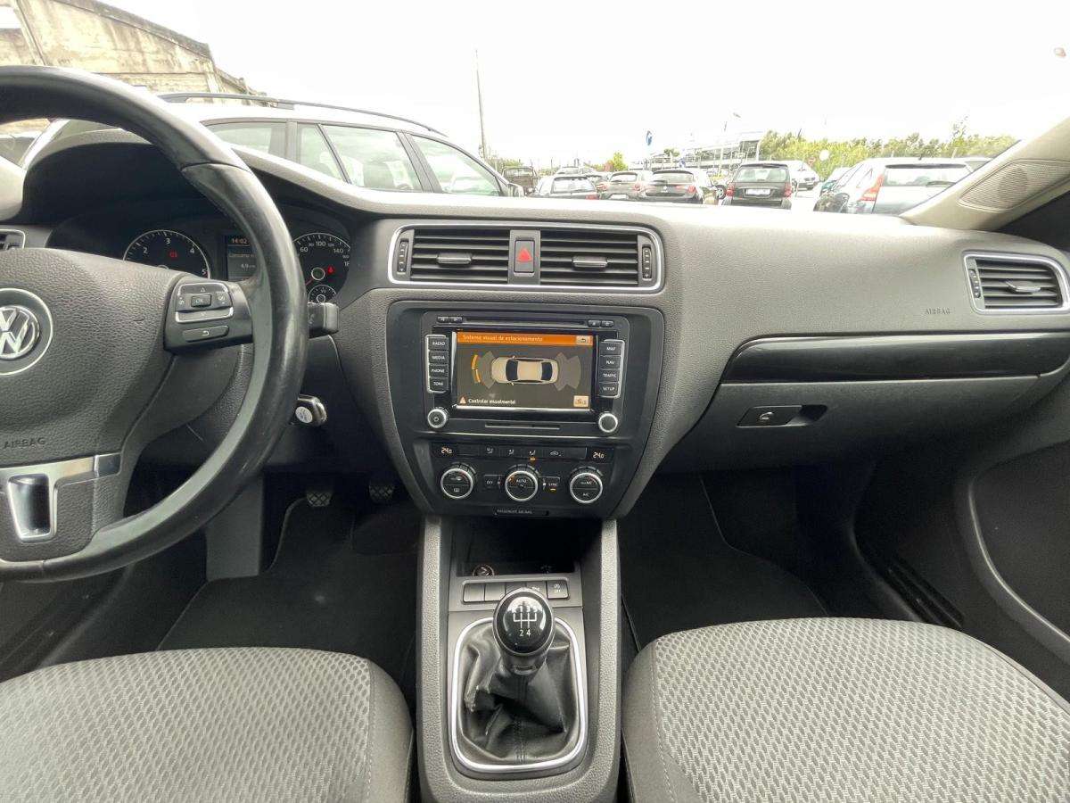 volkswagen-jetta-2013-diesel-1598cc