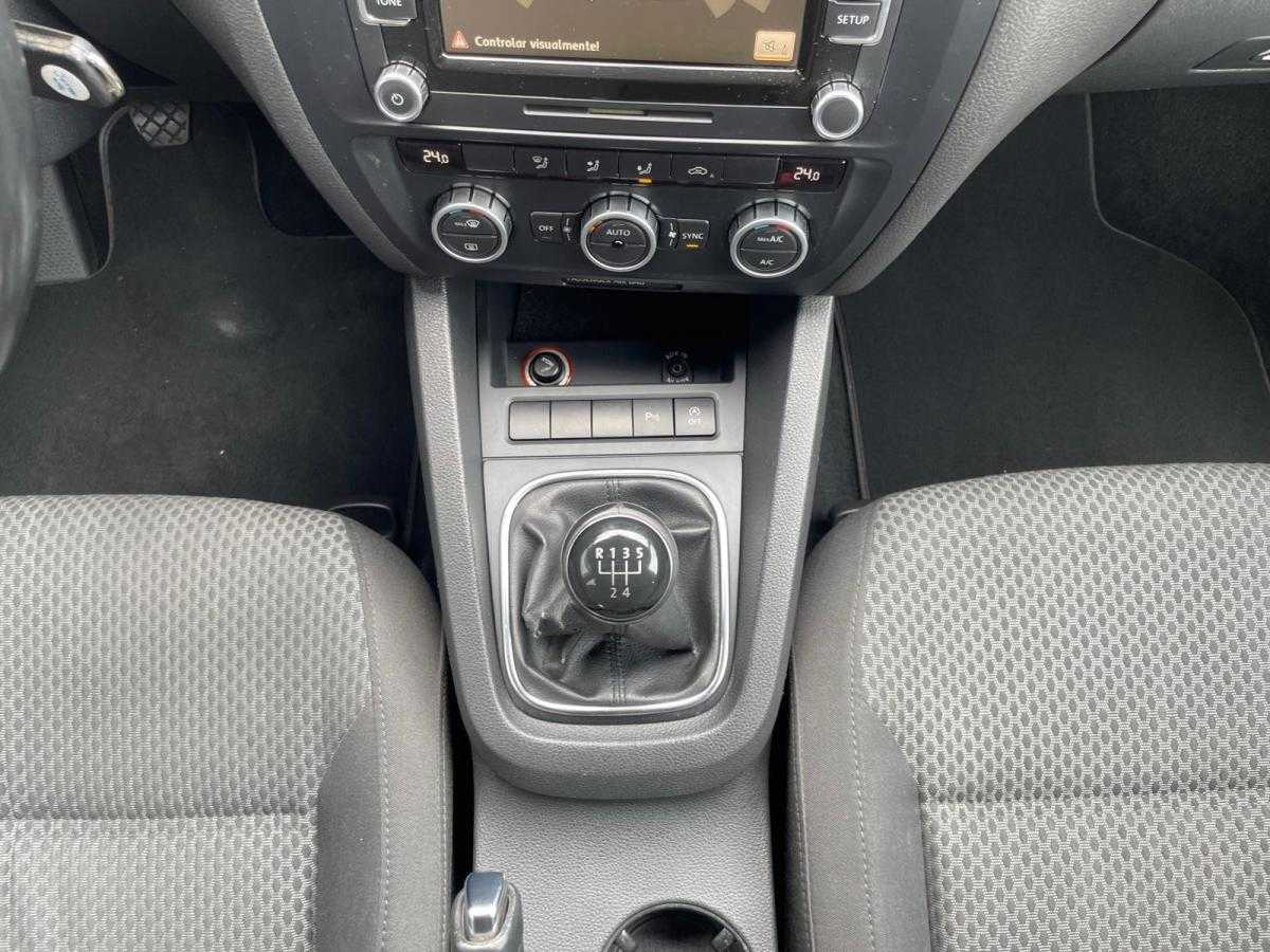 volkswagen-jetta-2013-diesel-1598cc