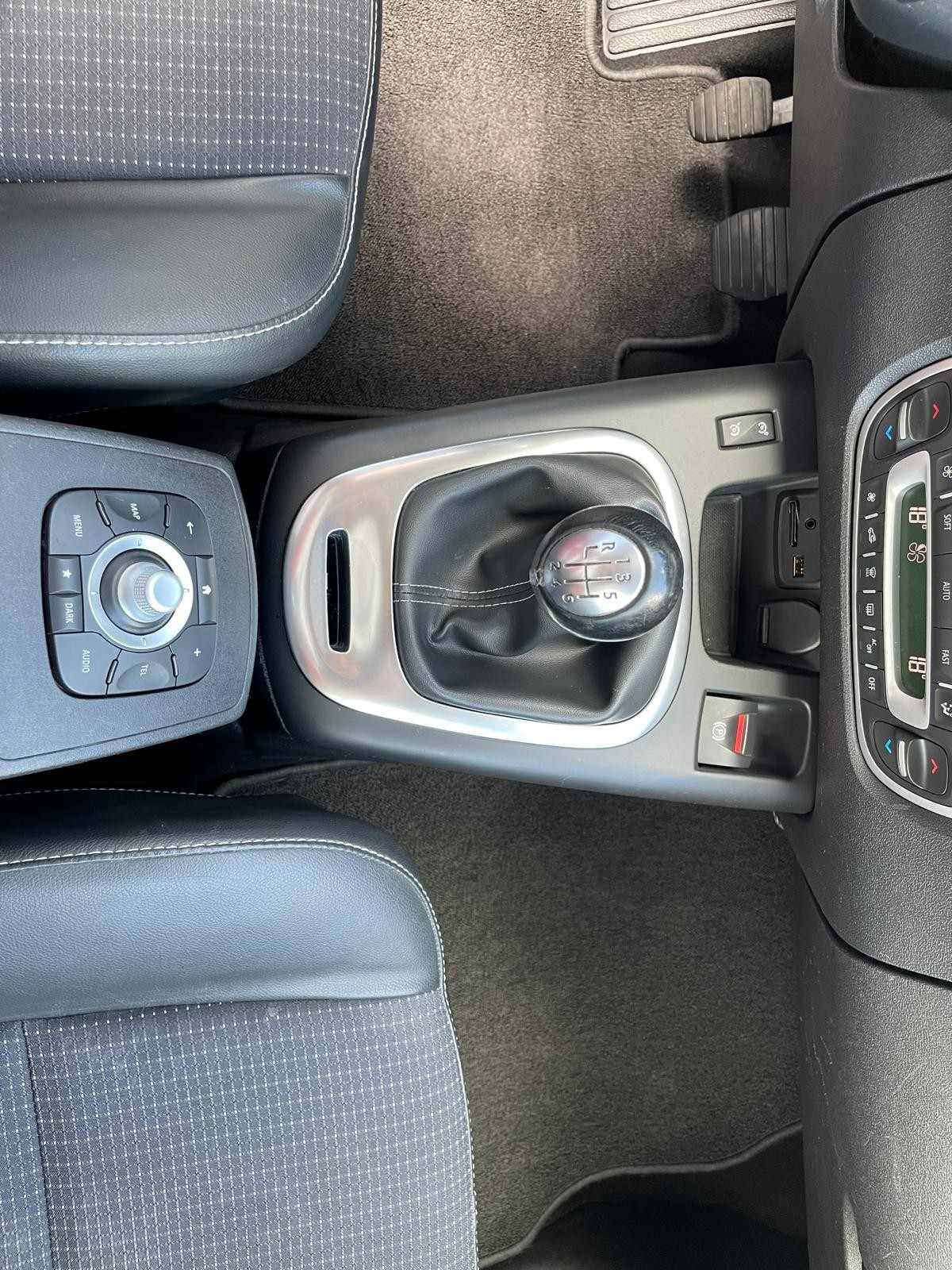 renault-scenic-2015-diesel-1461cc