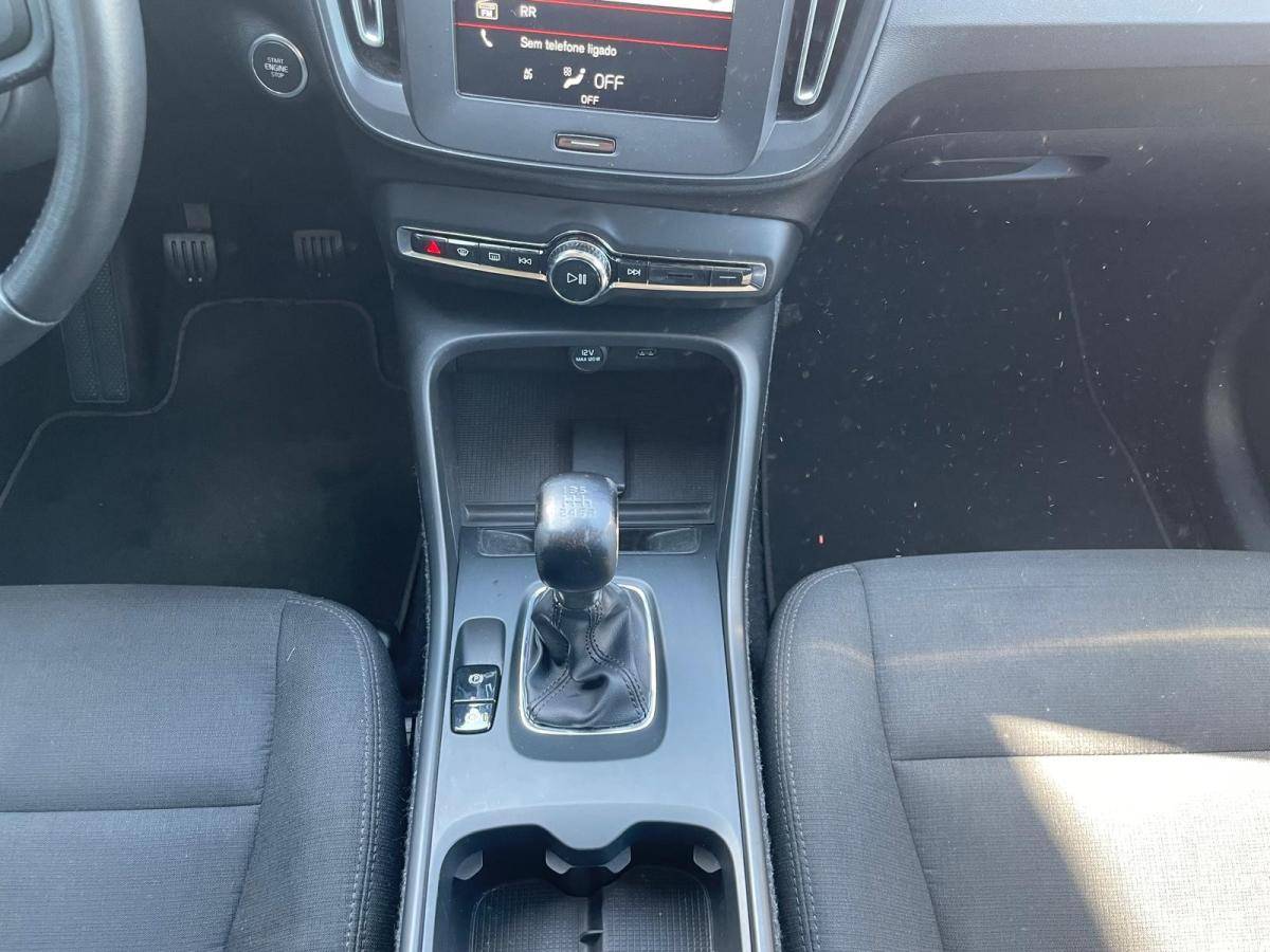volvo-xc40-2018-diesel-1969cc
