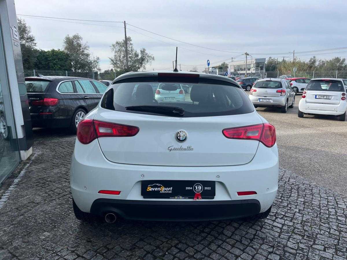 alfa-romeo-giulietta-2015-diesel-1598cc