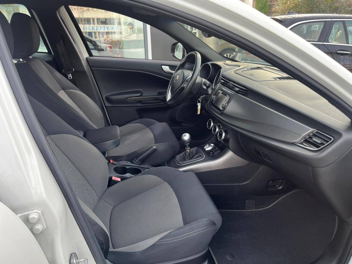 alfa-romeo-giulietta-2015-diesel-1598cc