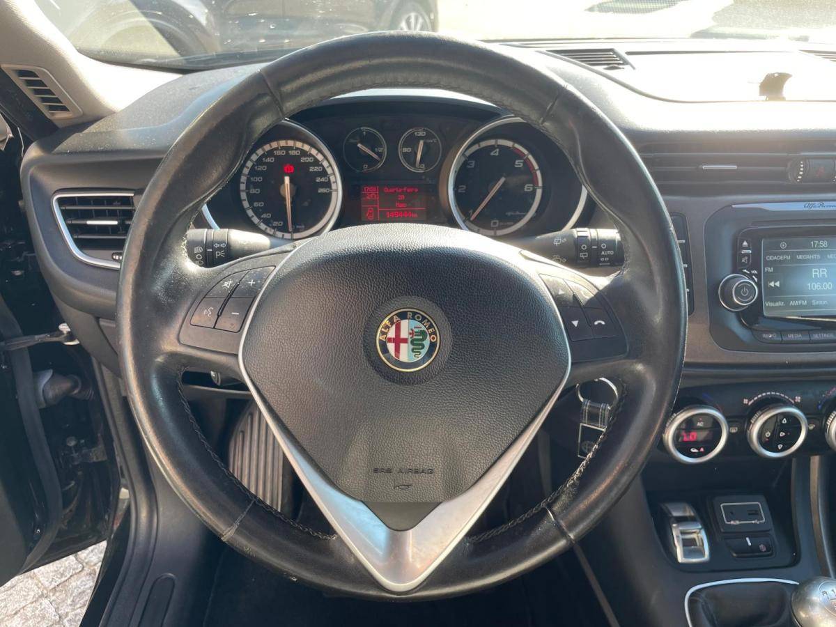 alfa-romeo-giulietta-2016-diesel-1598cc