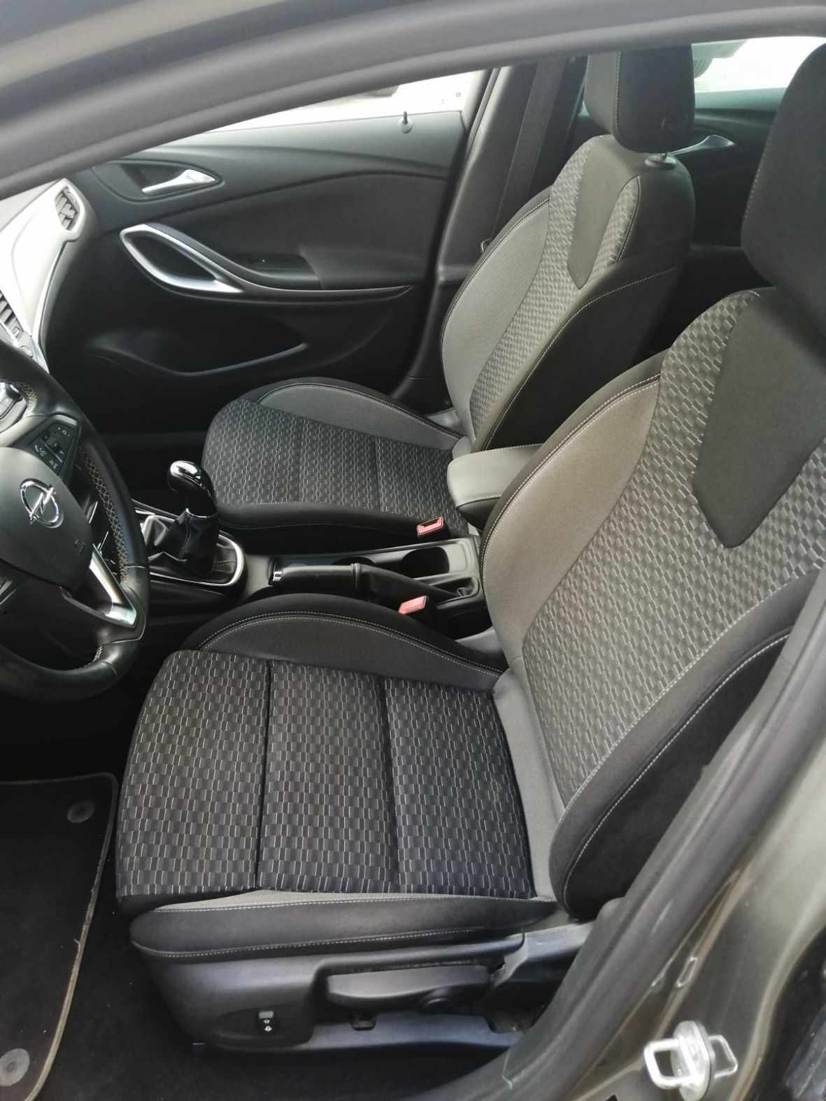 opel-astra-sport-tourer-2020-diesel-1496cc