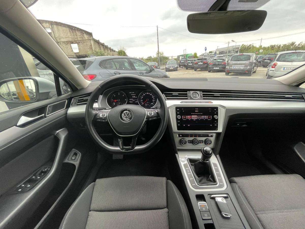 volkswagen-passat-variant-2017-diesel-1598cc