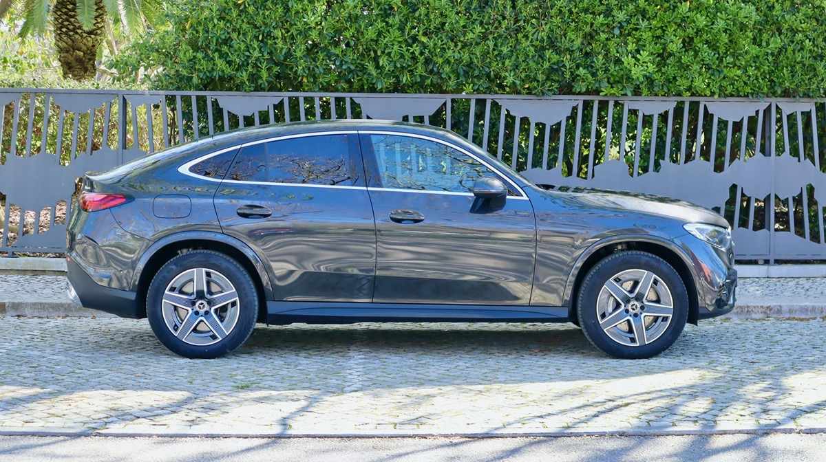 mercedes-benz-glc-300-de-4matic-2024-diesel-1993cc