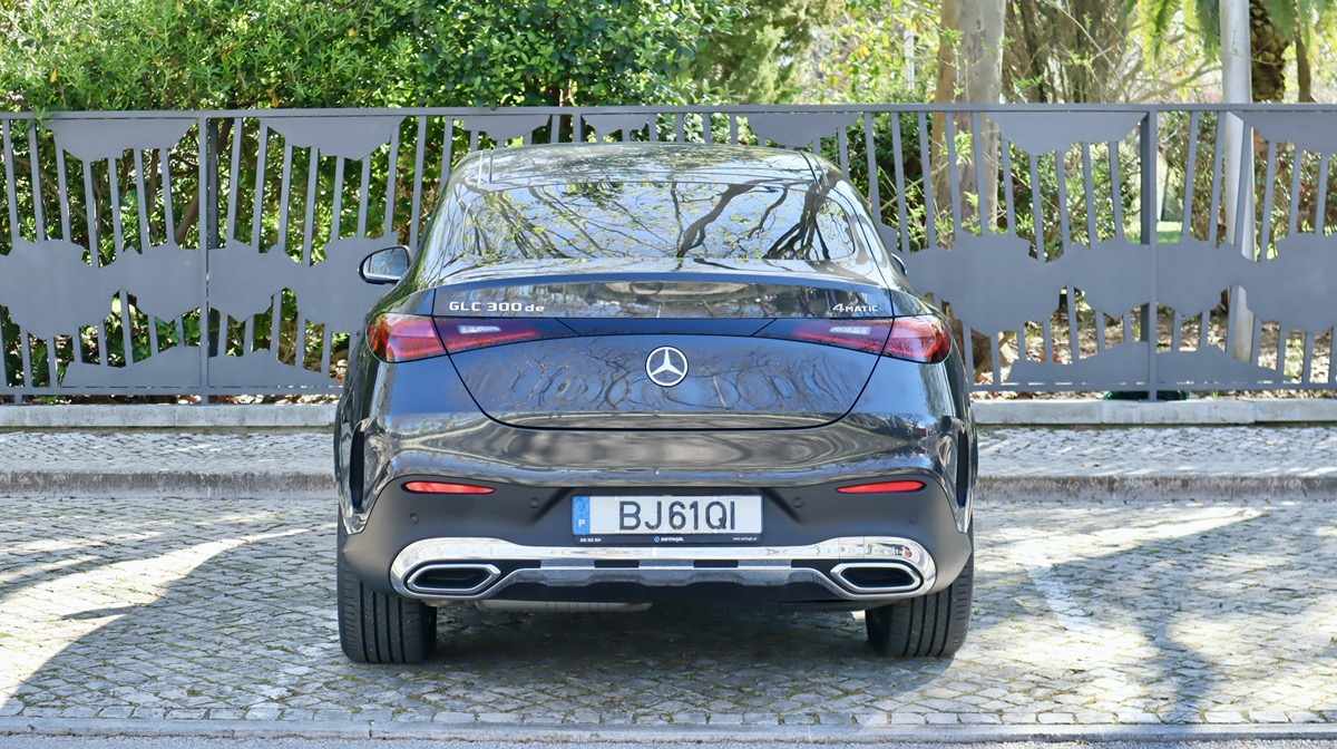 mercedes-benz-glc-300-de-4matic-2024-diesel-1993cc