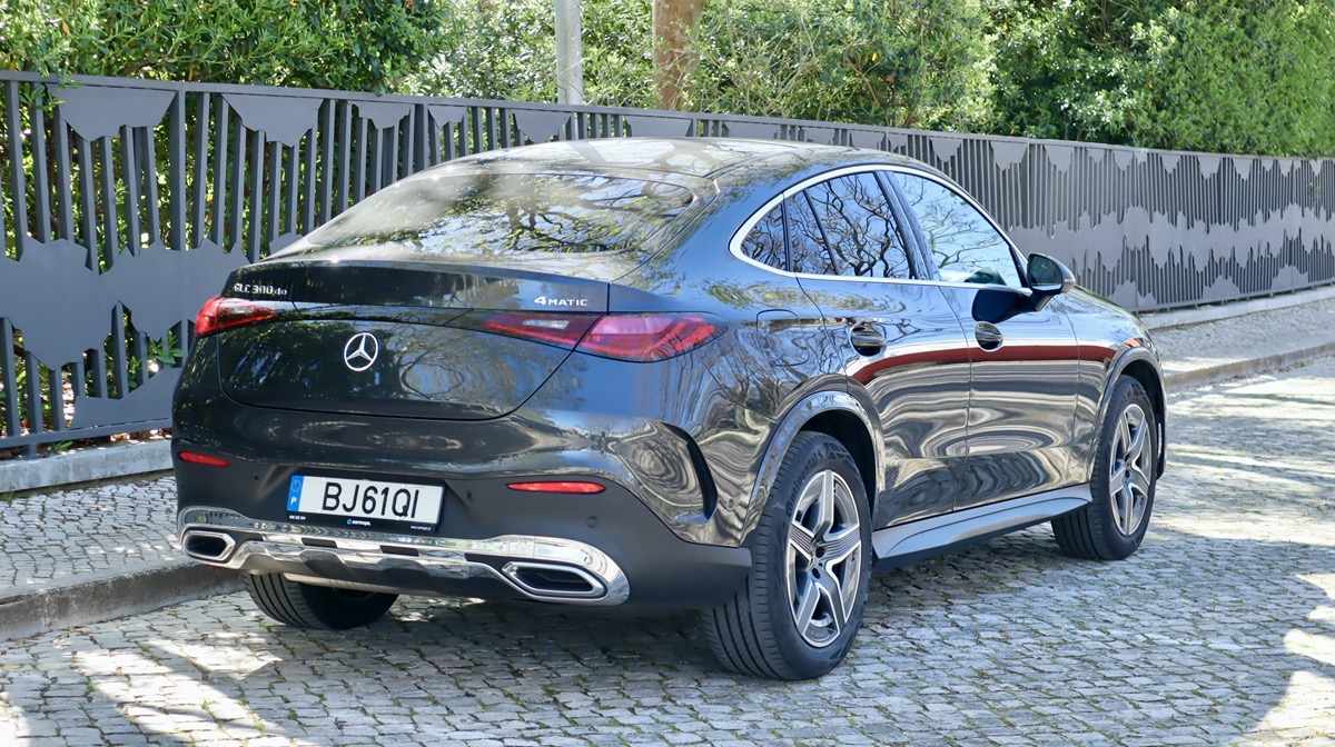 mercedes-benz-glc-300-de-4matic-2024-diesel-1993cc