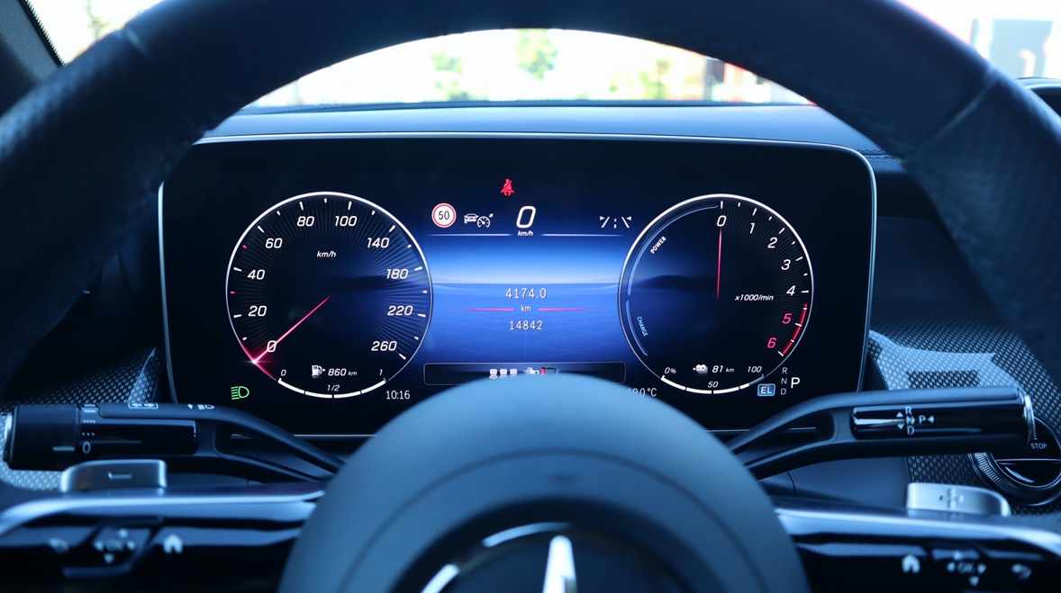 mercedes-benz-glc-300-de-4matic-2024-diesel-1993cc