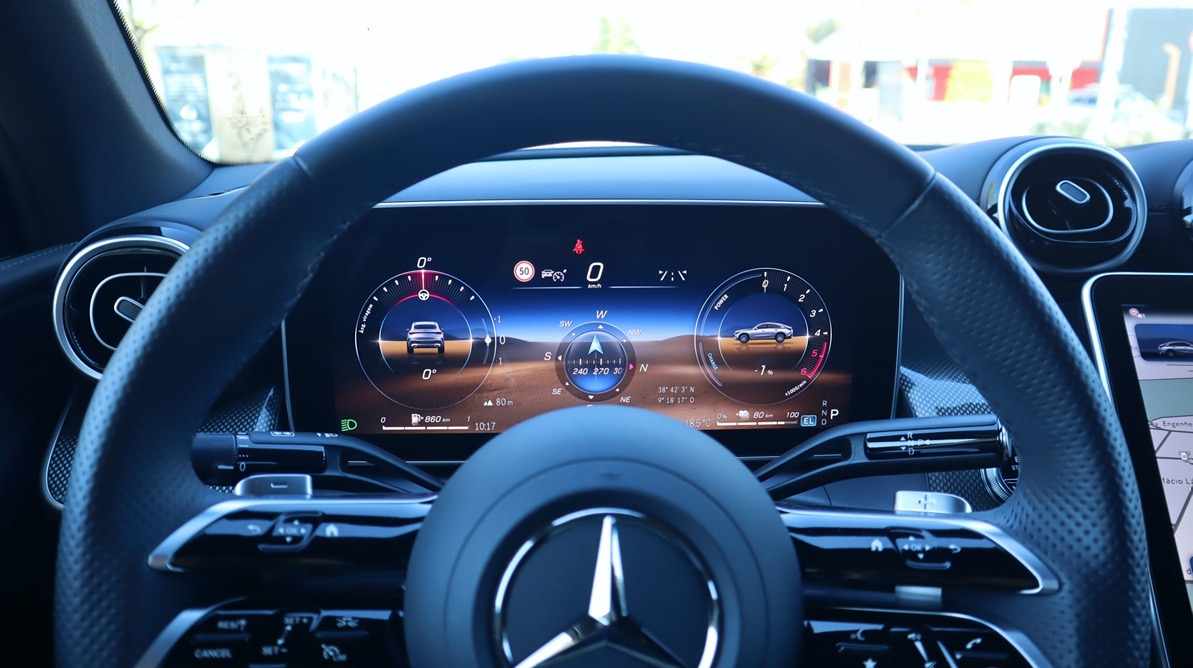 mercedes-benz-glc-300-de-4matic-2024-diesel-1993cc